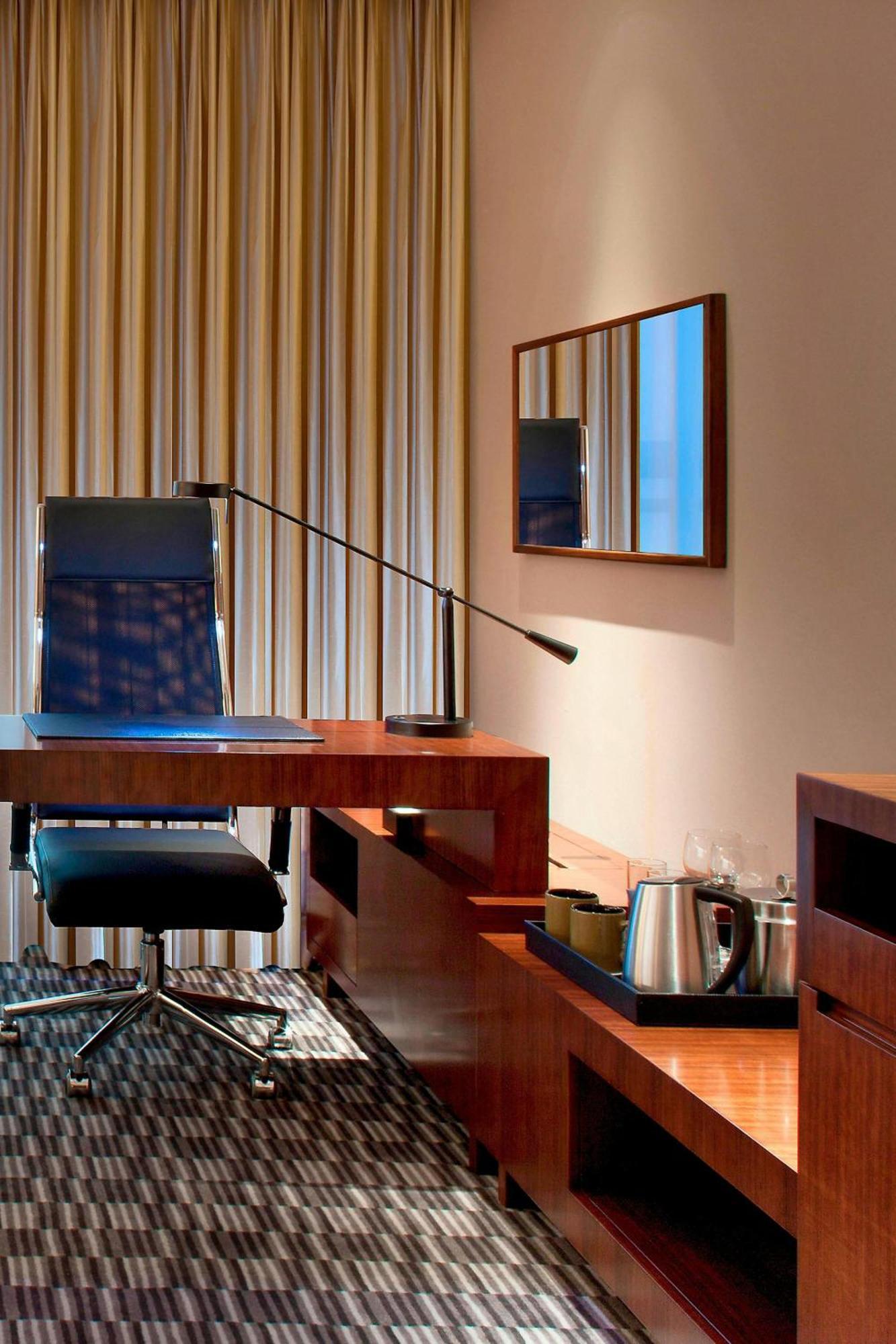 Four Points By Sheraton Taicang Esterno foto
