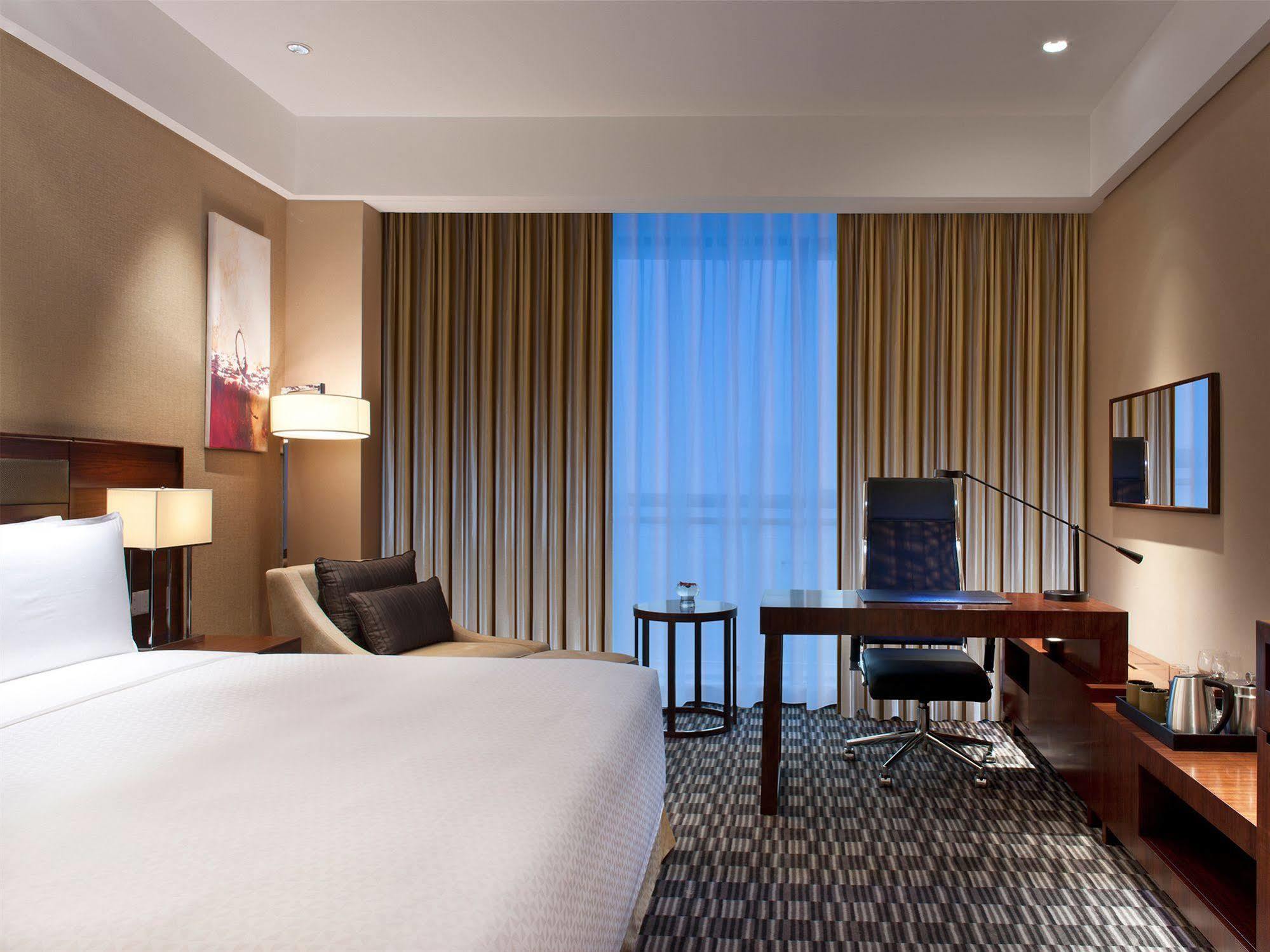 Four Points By Sheraton Taicang Esterno foto